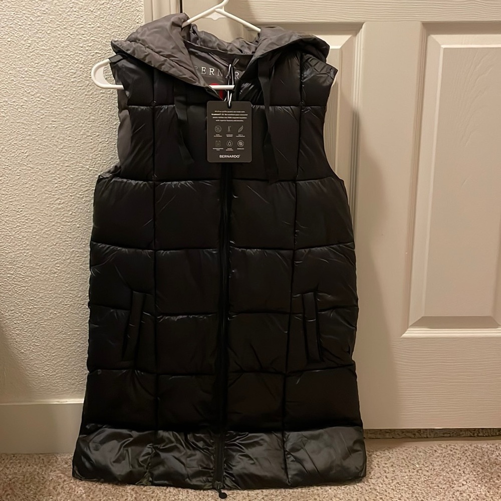 Bernardo long sleeveless puffer vest